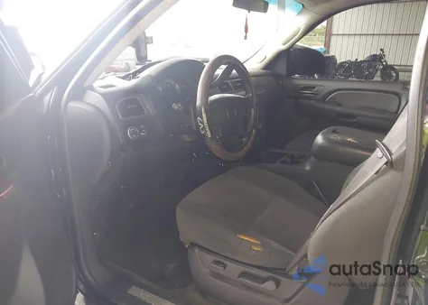 2007 Chevrolet Tahoe Police из США, поврежденный, VIN 1GNEC03057R342002